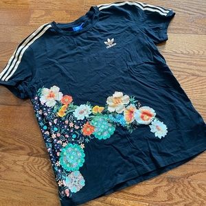 Adidas T-shirt